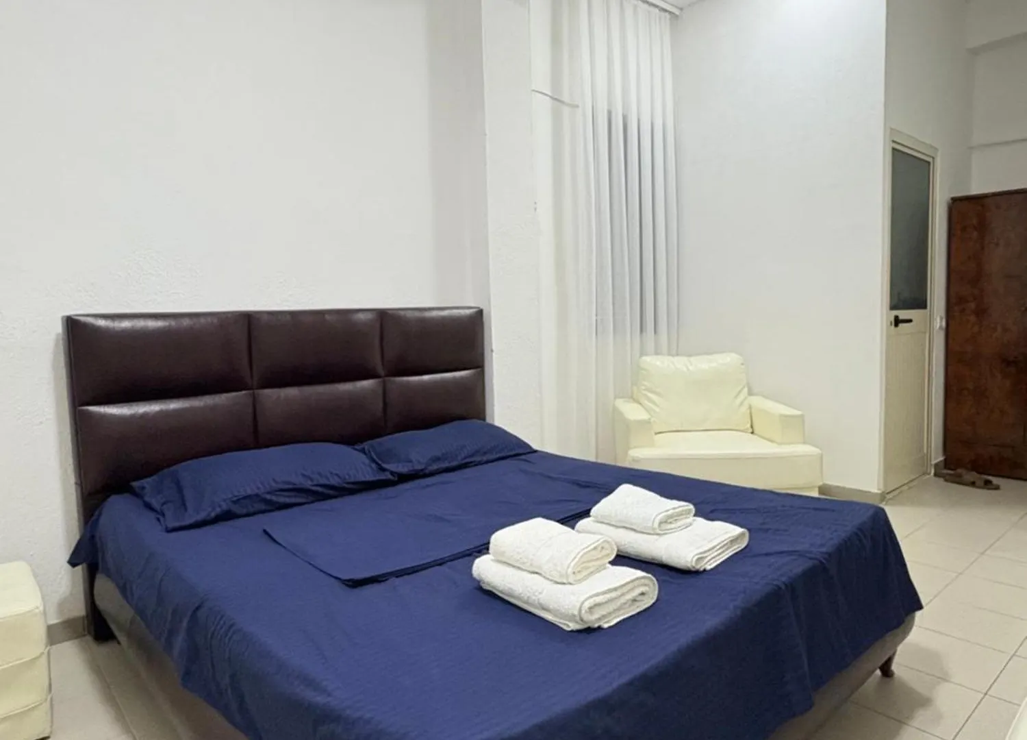 Hasarooms Durrës 0*,